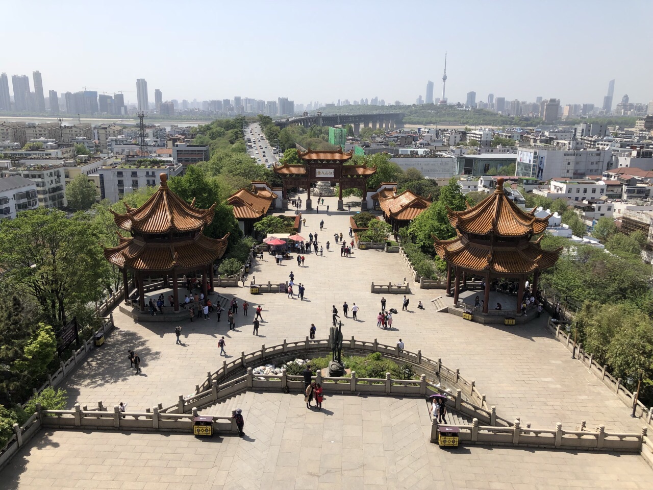 德国化工厂现巨型二战时期炸弹 重达500公斤-开云电竞(图3) 开云电竞官方网站