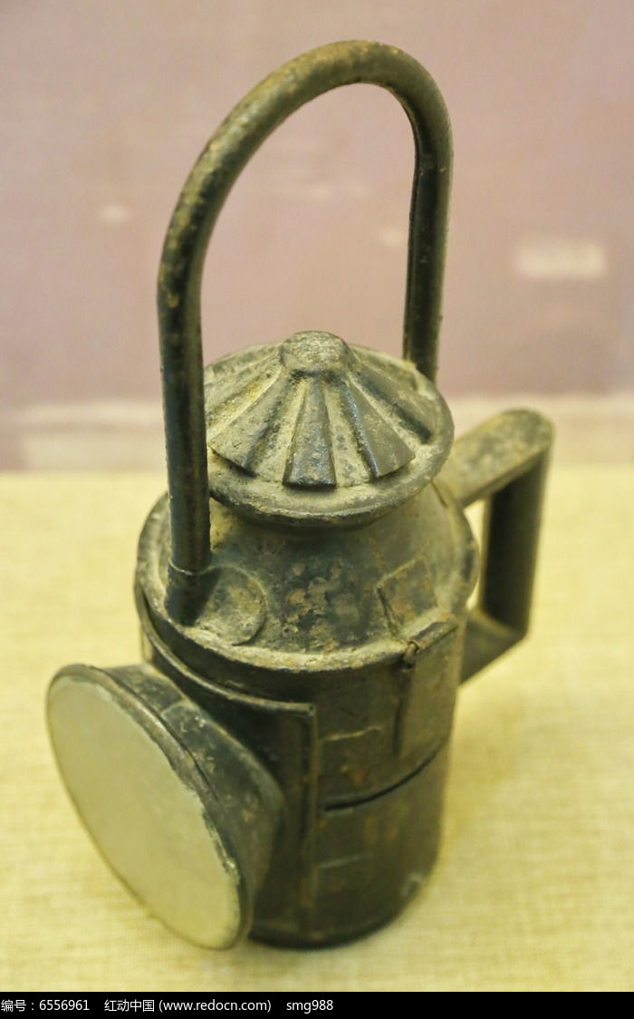 【有料体育】竞彩19号003推荐 : 多特蒙德 vs 拜仁慕尼黑_开云电竞(图1) 开云电竞