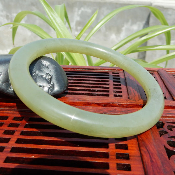 开云电竞-PK葛优!图赫尔演德国瘫 唐僧附体逼疯美女翻译(图1) 开云电竞